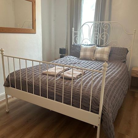 Central Cheltenham House - Sleeps 4/Pet Friendly Exterior foto